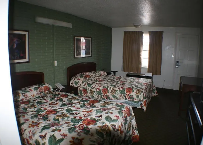 Budget Inn - Charlotte